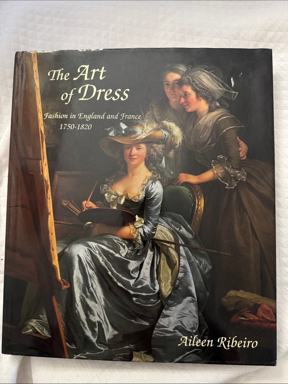 The Art of Dress: Fashion in England and France 1750-1820 Mint